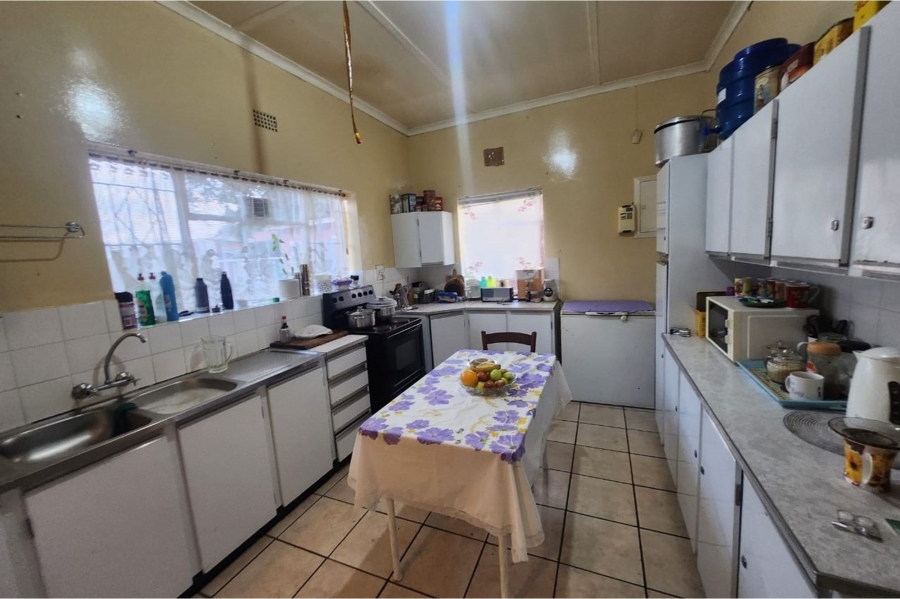 7 Bedroom Property for Sale in Cassandra Northern Cape